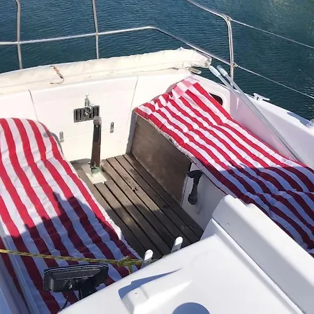 Πλωτό κατάλυμα Relajate Y Vive Dentro Del Mar